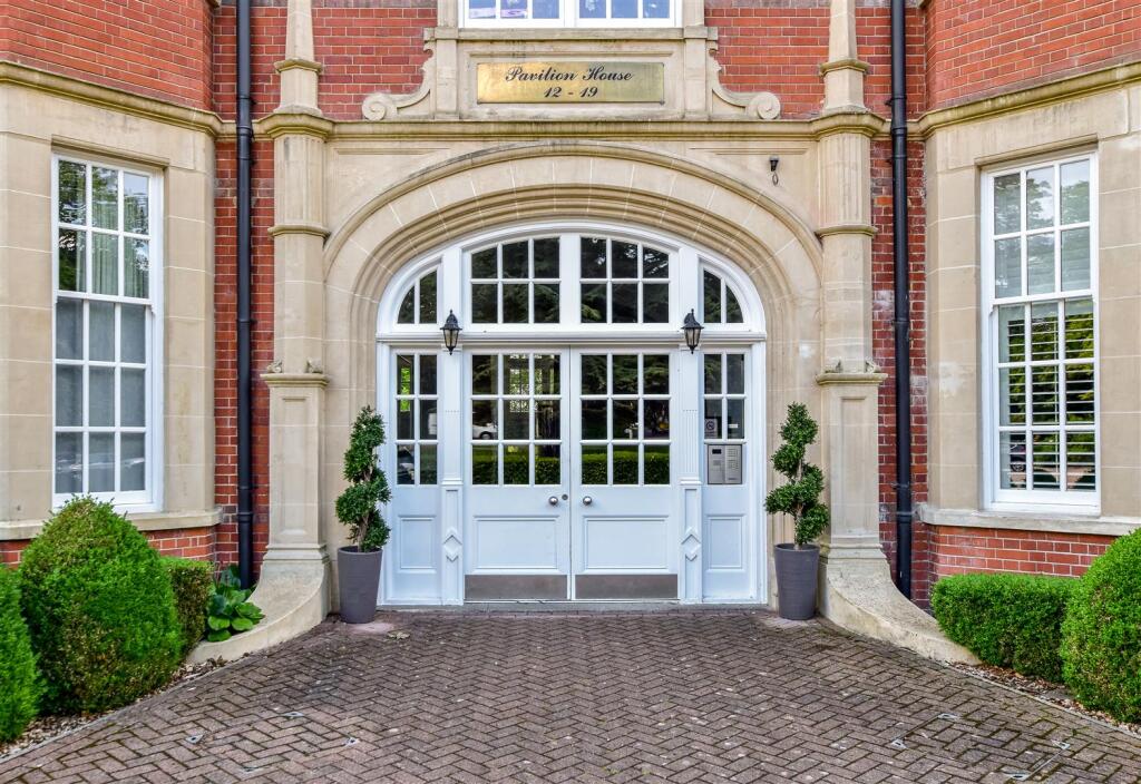 Additional property image - Boyes Crescent, Napsbury Park, AL2