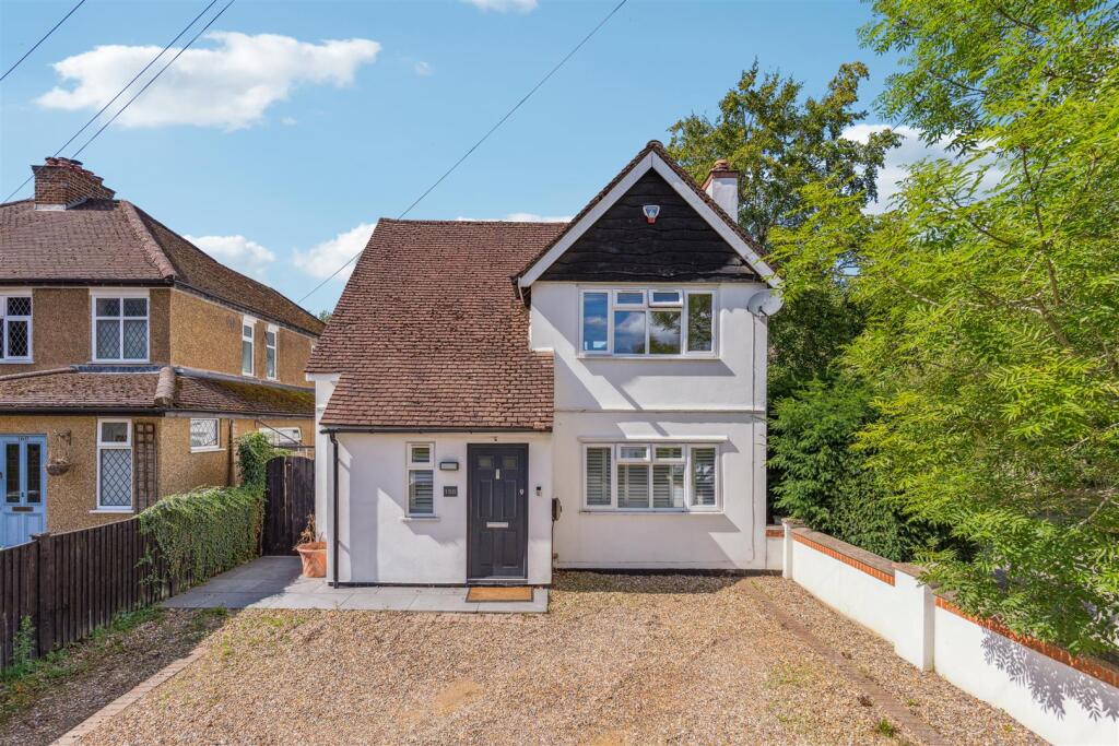 Main image of property: St. Albans Road, Sandridge, St. Albans, AL4