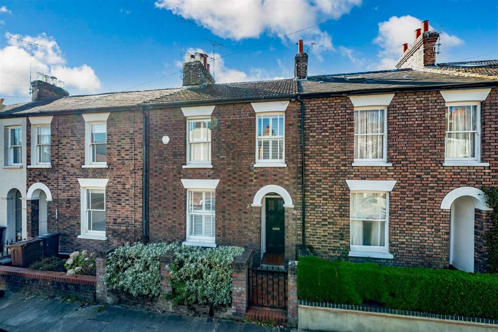 Main image of property: West View Road, St. Albans, Hertfordshire, AL3