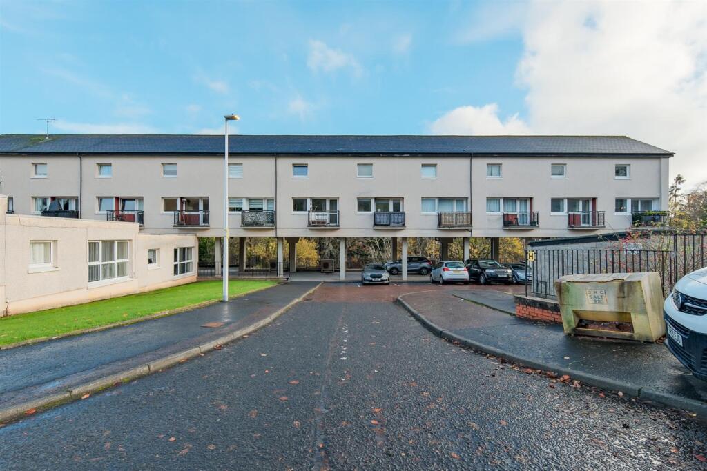 Main image of property: Forrest Place, Crossford, Carluke