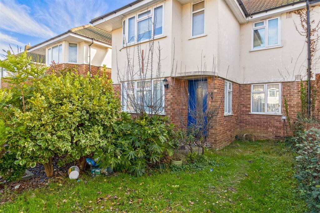 2 bedroom flat for sale in Ardingly Drive, Worthing, BN12 4TN, BN12