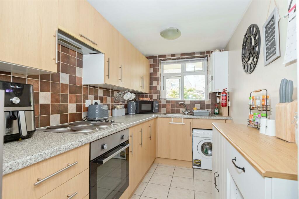 Additional property image - Seamill Park Crescent, Worthing