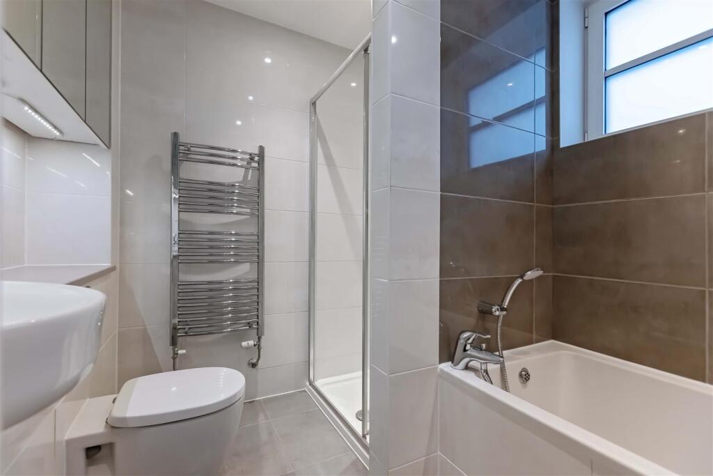 Additional property image - West Parade, Worthing, BN11 5EF
