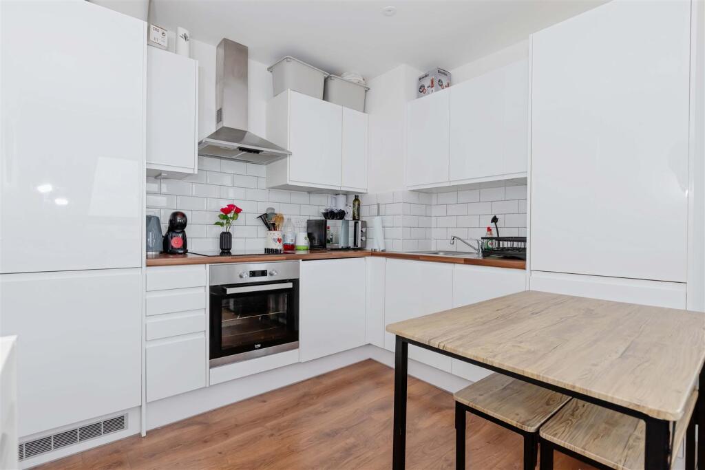 Additional image 3 of Strand Parade, Goring-By-Sea, BN12 6FQ