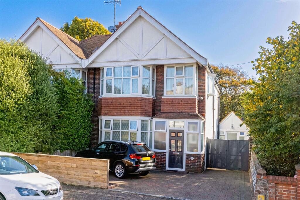 Main image of property: ** Large South Facing Garden** Rugby Road, Worthing