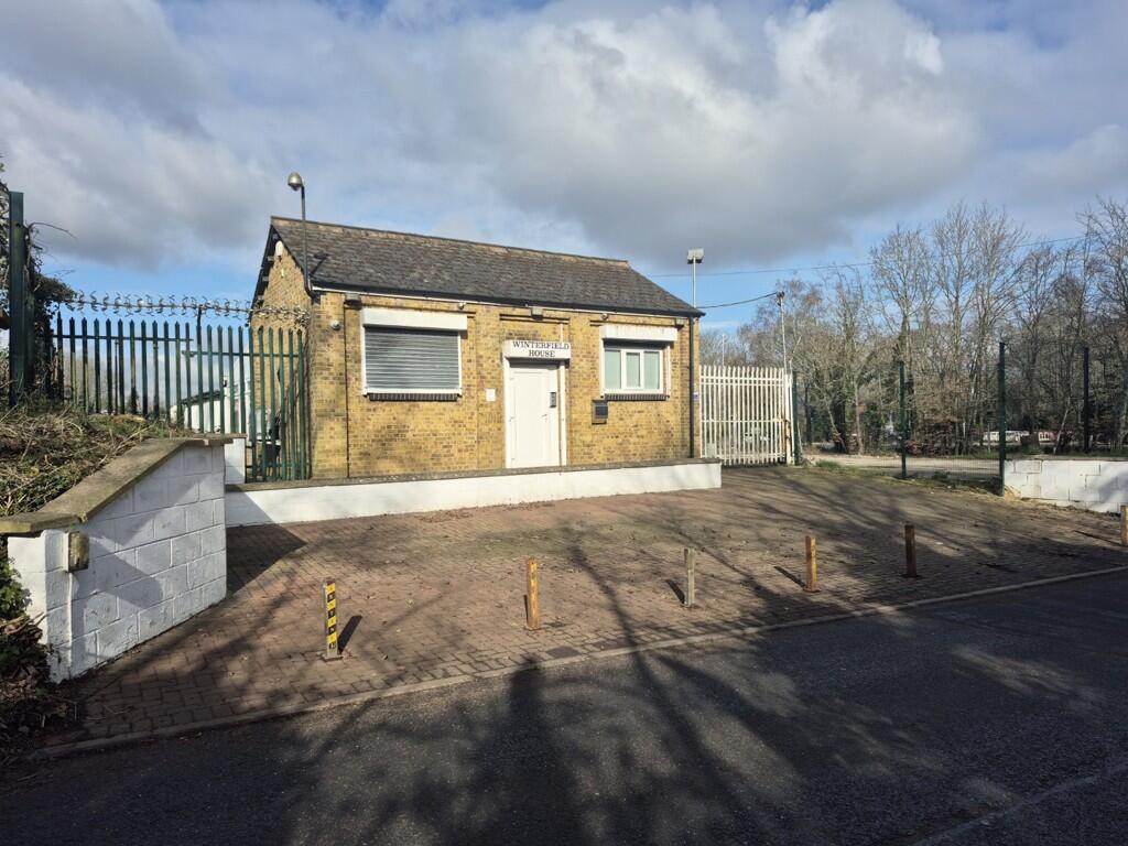 Main image of property: Winterfield House, Winterfield Lane, Larkfield, Aylesford, Kent, ME20 6SU