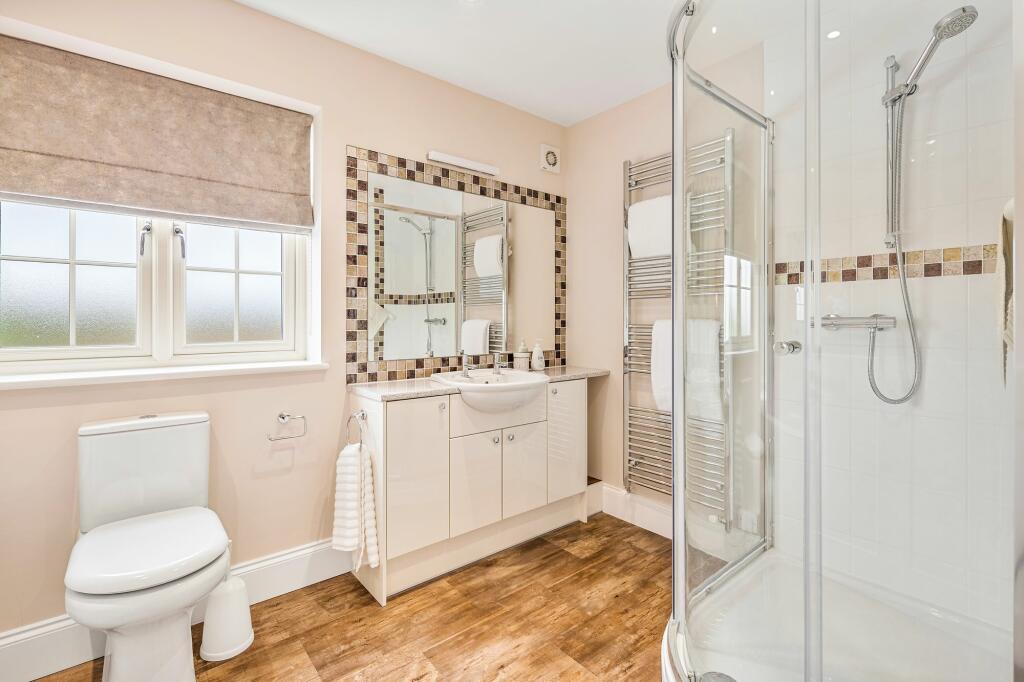 5 bedroom detached house for sale in Roughton Road, KirkbyOnBain, LN10