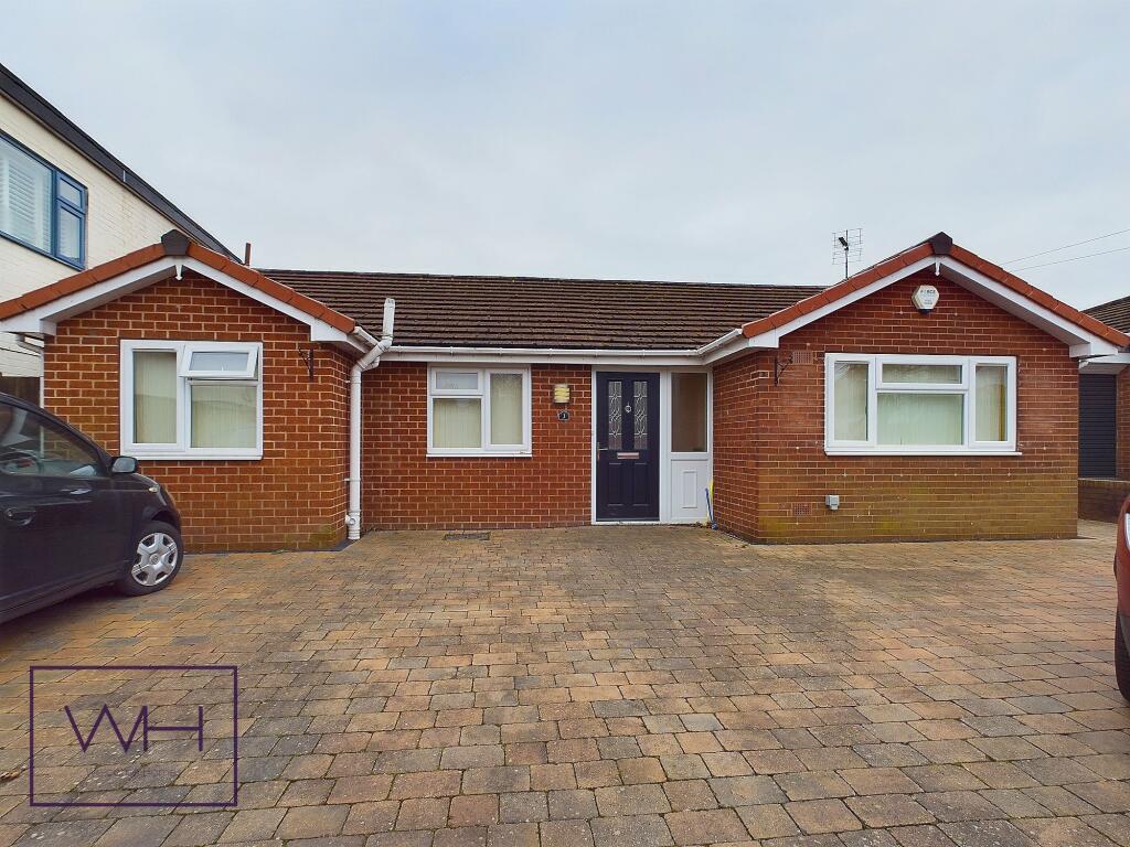 3 bedroom bungalow for sale in New Lane, Sprotbrough, Doncaster, DN5