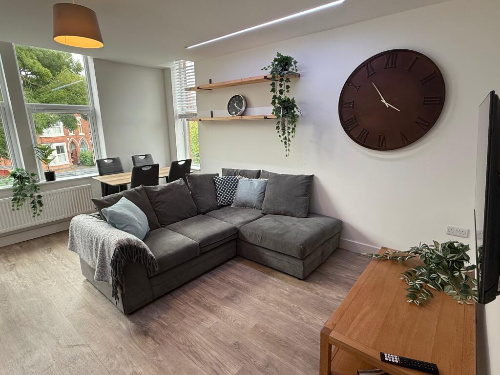 Main image of property: Flat 3,  Musters Road, West Bridgford, Nottingham