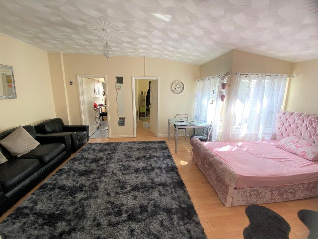 Additional property image - City Road, Cardiff(City), CF24