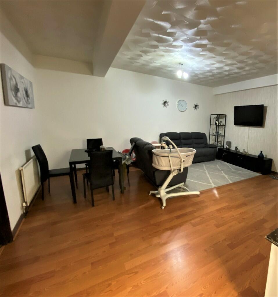 Additional property image - City Road, Cardiff(City), CF24