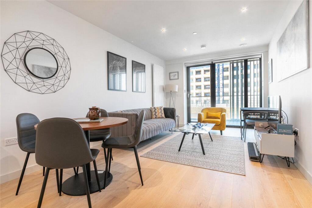 Main image of property: Marco Polo Tower, 6 Bonnet Street, Royal Wharf, London, E16