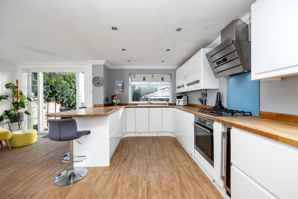 Additional property image - High Park Avenue, Hove