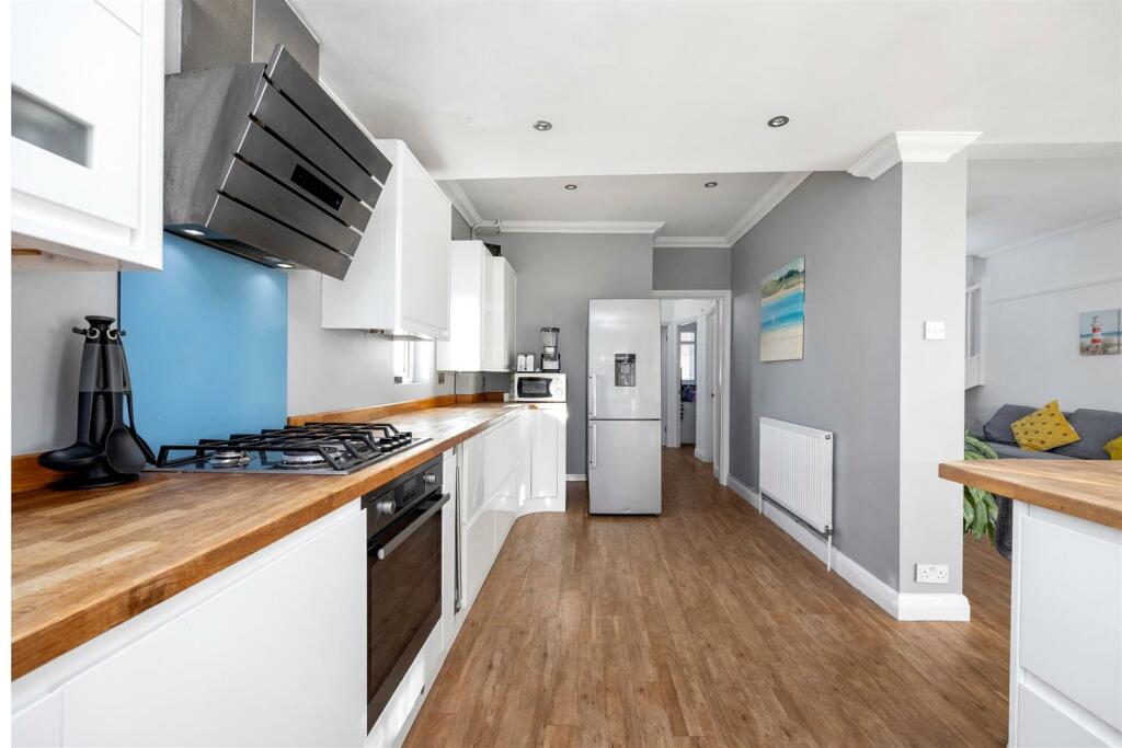 Additional property image - High Park Avenue, Hove