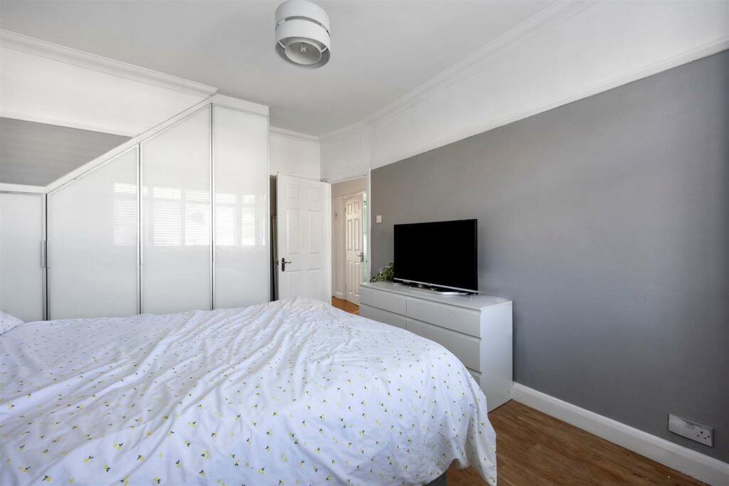 Additional property image - High Park Avenue, Hove