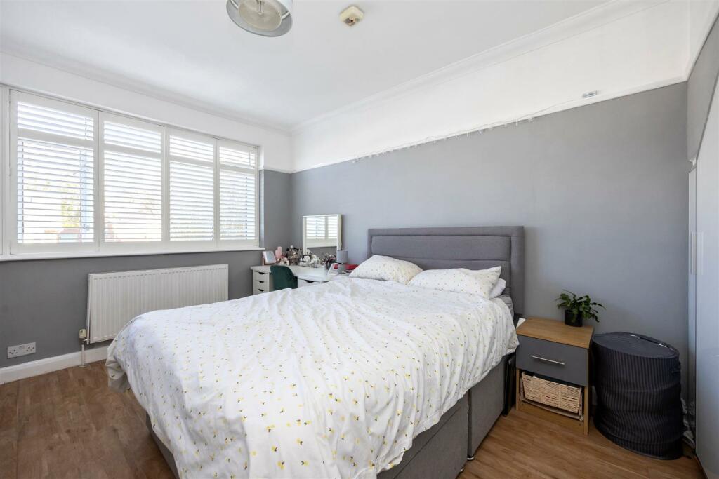 Additional property image - High Park Avenue, Hove