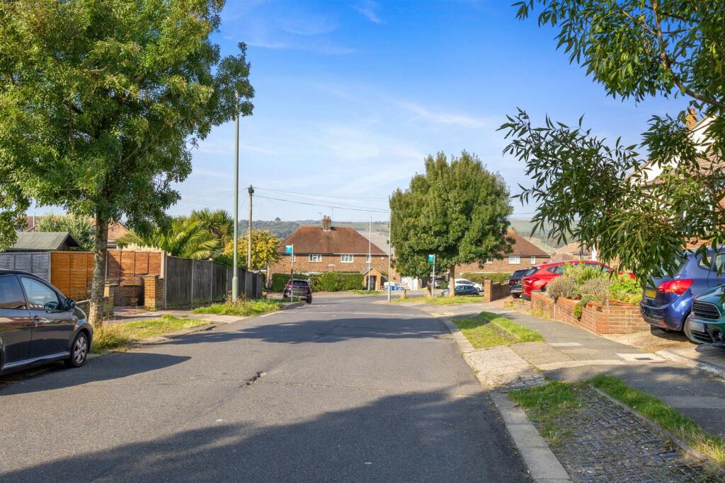 Additional property image - Lark Hill, Hove