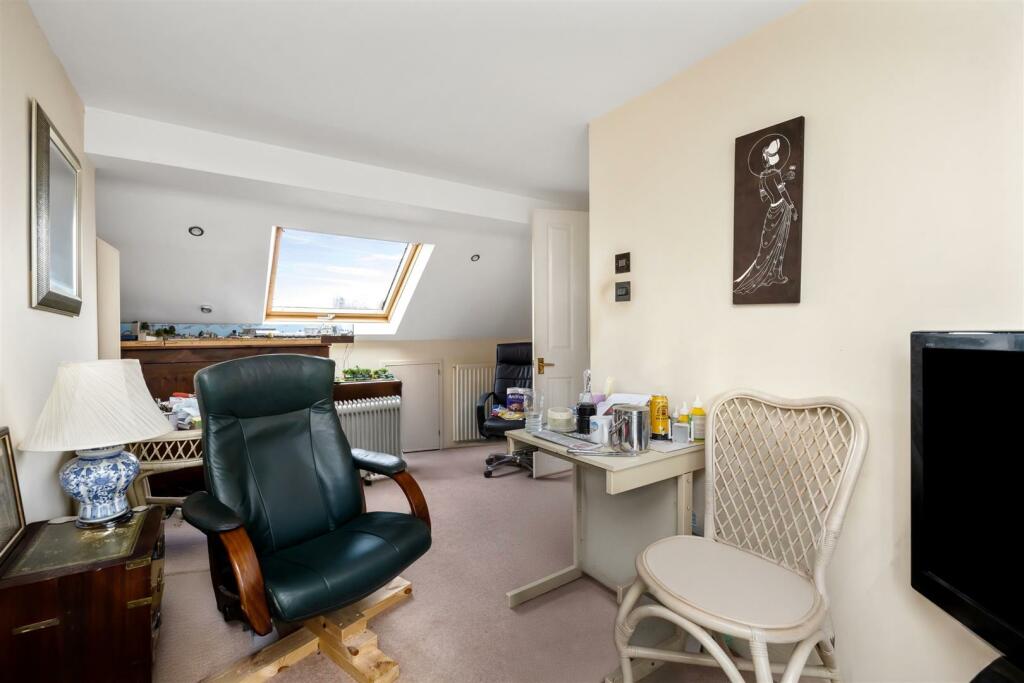 Additional property image - Greenacres, Shoreham-By-Sea
