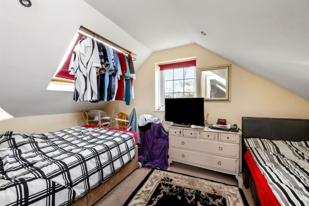 Additional property image - Greenacres, Shoreham-By-Sea