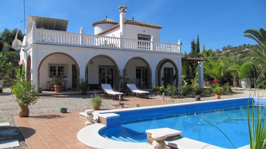 4 bedroom villa for sale in Vinuela, Málaga, Andalusia, Spain