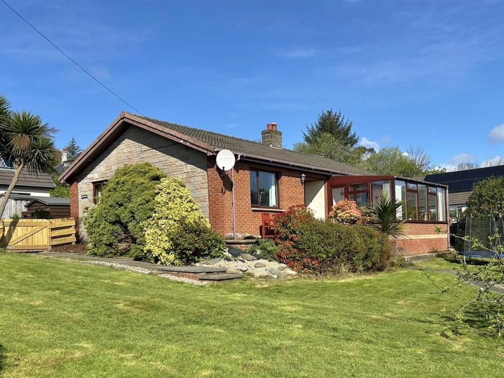 Main image of property: Grenrof, Grieves Road, Whiting Bay