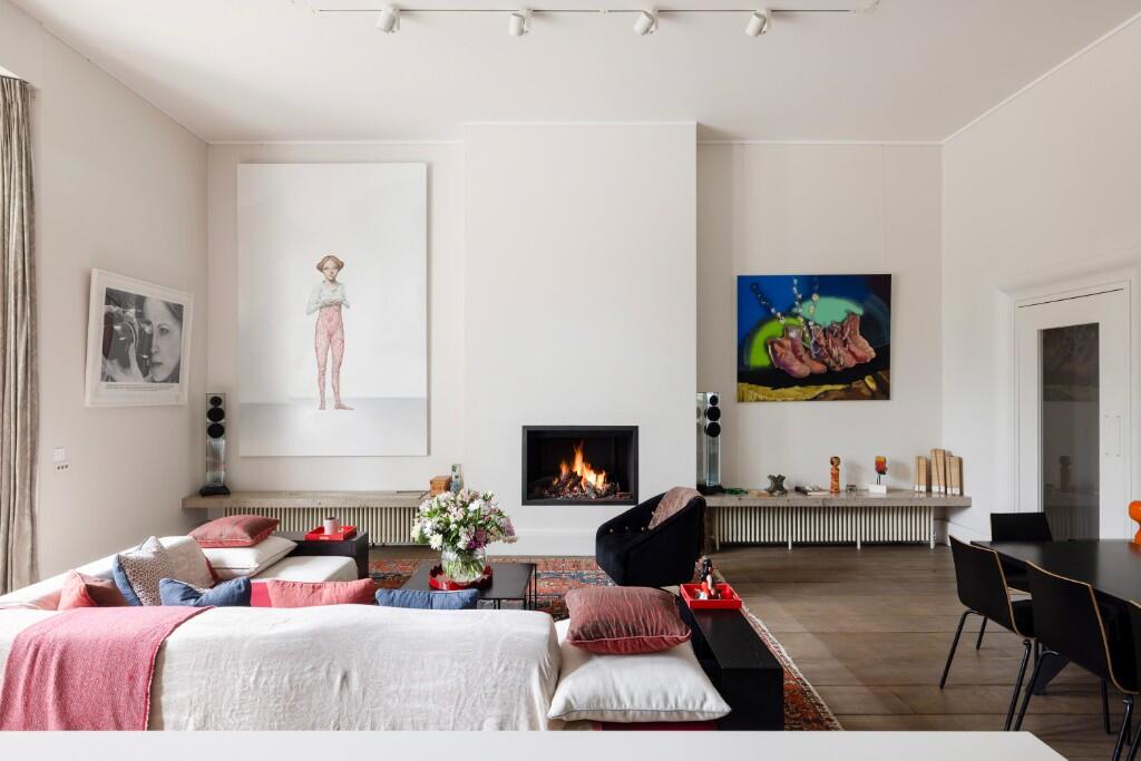Main image of property: Hyde Park Gardens, London, W2