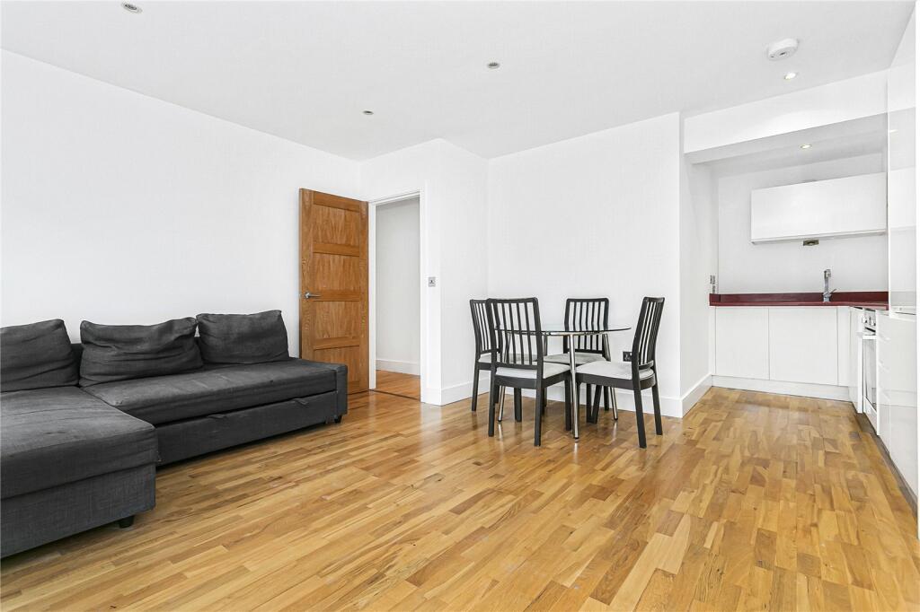 2 bedroom apartment for rent in Clapham Manor Street, London, SW4