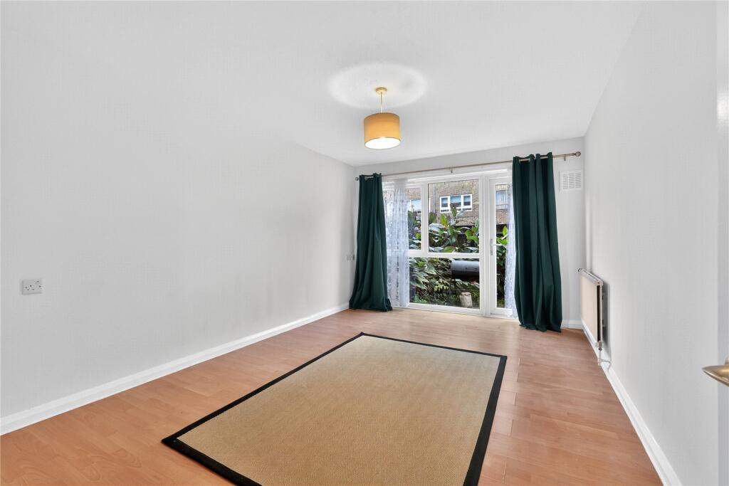 Main image of property: Newport Street, London, SE11