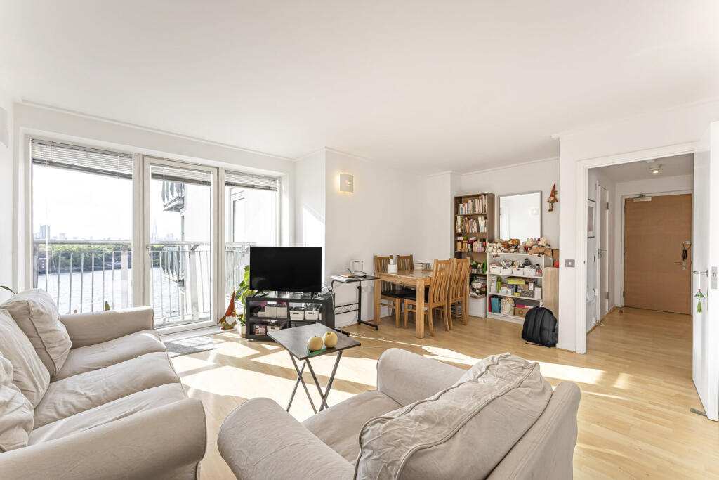 Main image of property: Hutchings Street, London, E14