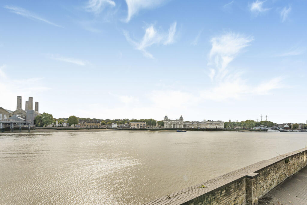 Main image of property: Cumberland Mills Square, London, E14