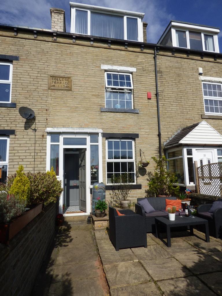 3 bedroom terraced house for sale in College Terrace, Halifax, HX1