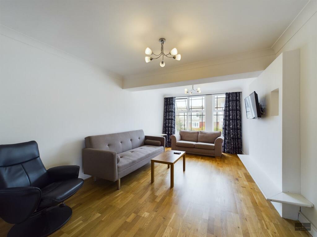 Main image of property: 145-147 Fore Street, Exeter