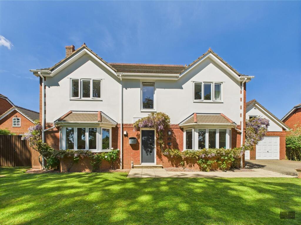 Main image of property: The Acorns, Pennsylvania Road, Exeter