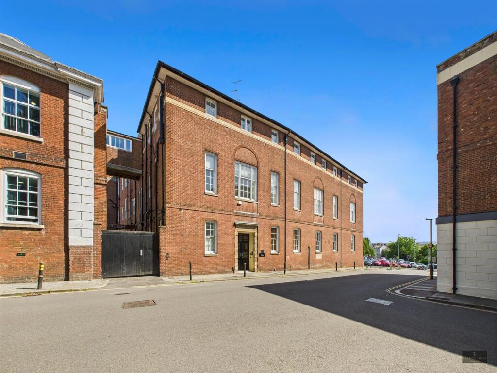 Main image of property: Southernhay East, Exeter