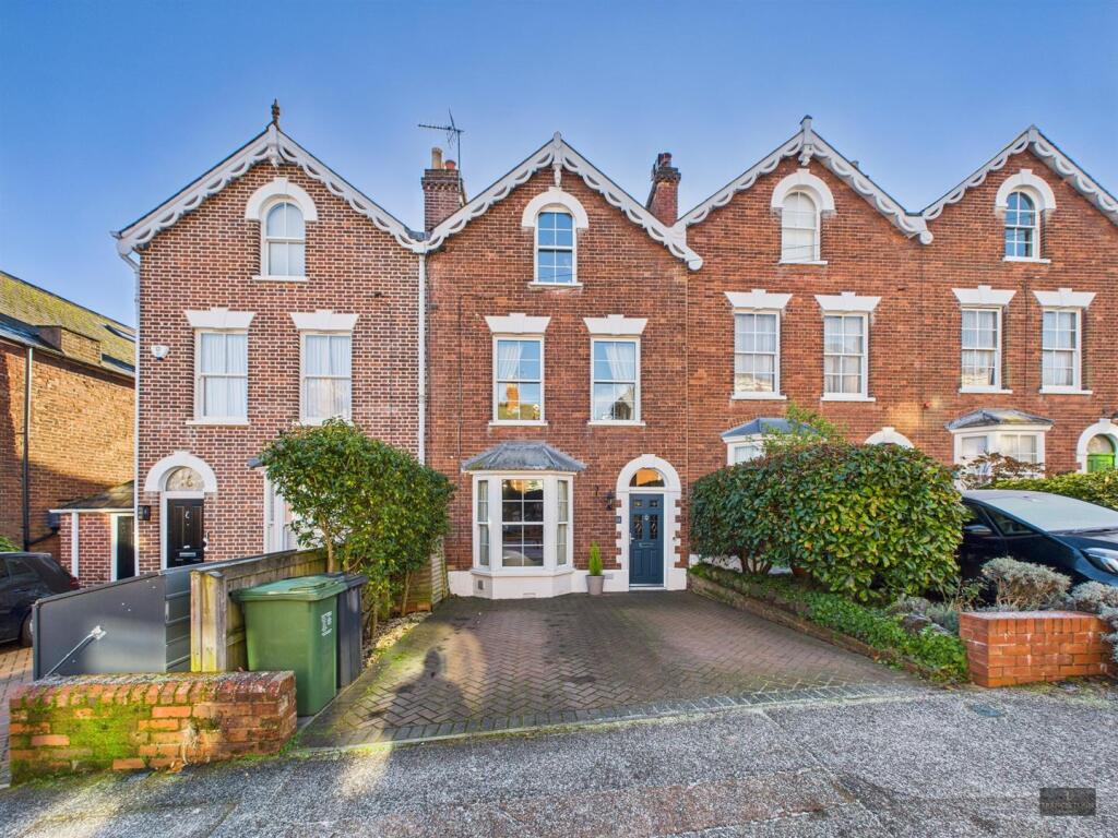 Main image of property: North Avenue, Exeter