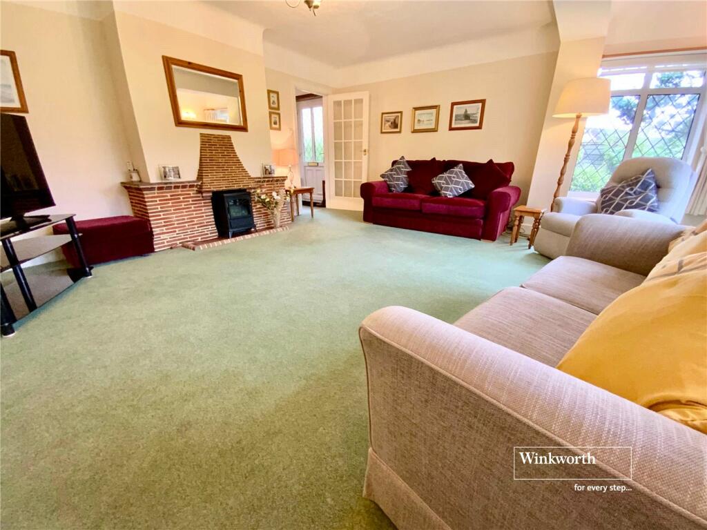 Additional property image - East Cliff Way, Friars Cliff, Christchurch, Dorset, BH23
