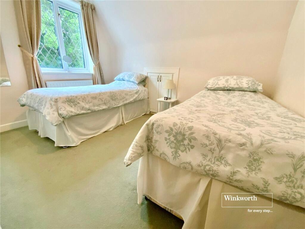 Additional property image - East Cliff Way, Friars Cliff, Christchurch, Dorset, BH23