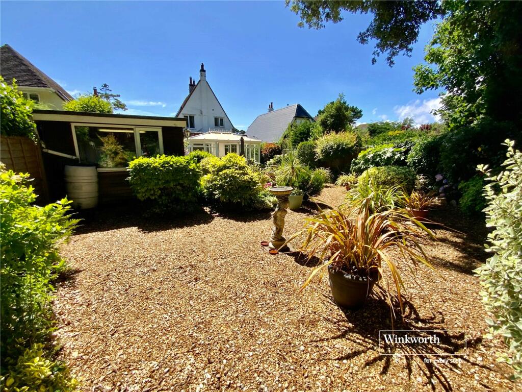 Additional property image - East Cliff Way, Friars Cliff, Christchurch, Dorset, BH23