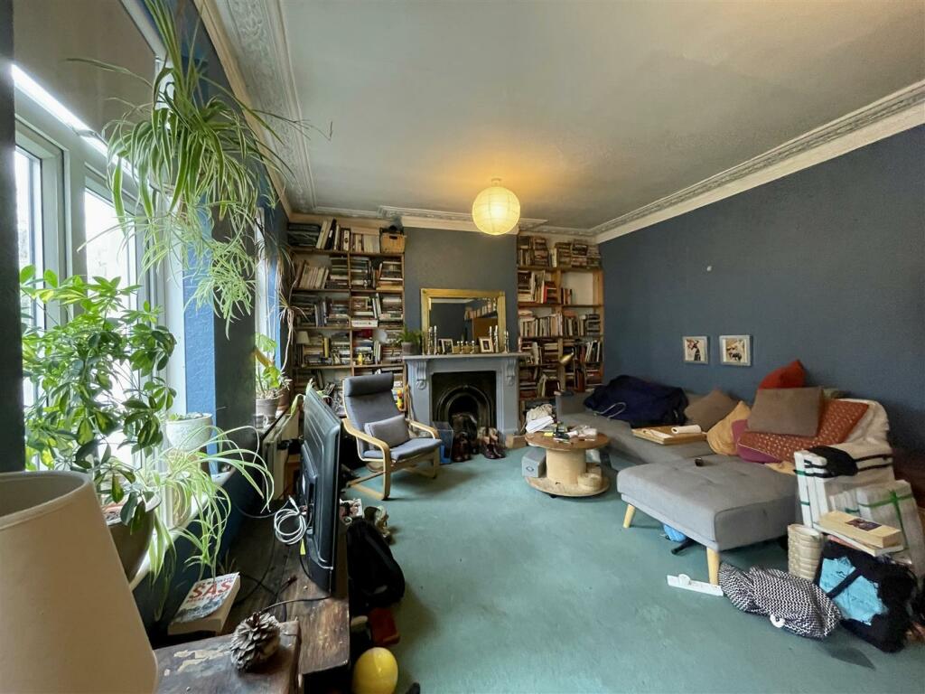 1 bedroom apartment for rent in Crouch End Hill, London, N8
