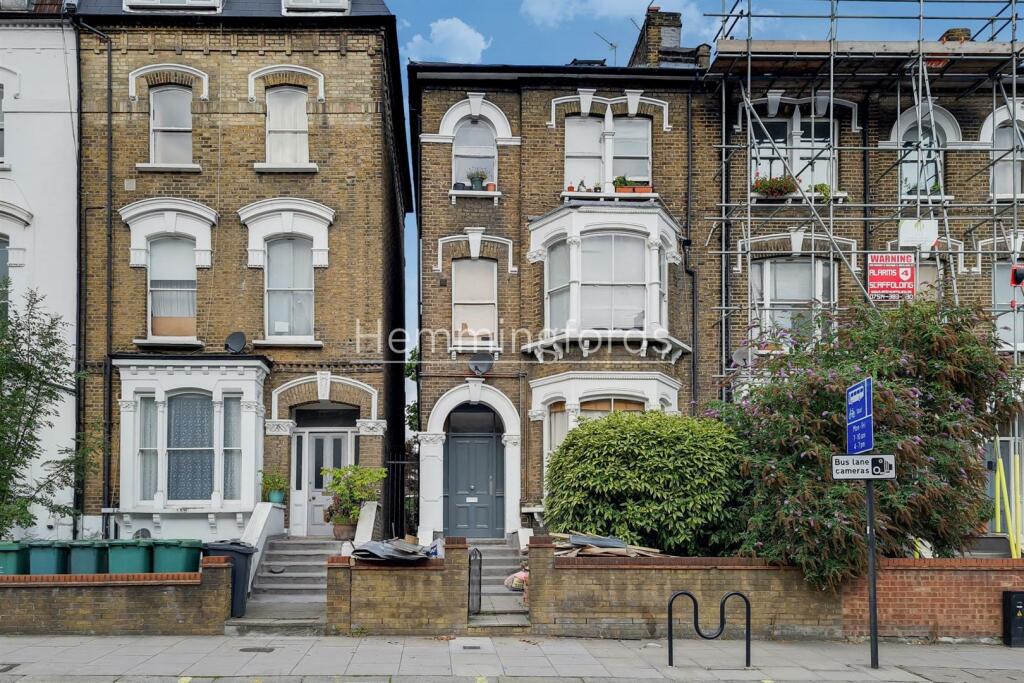 2 bedroom apartment for rent in Fortess Road, London, NW5