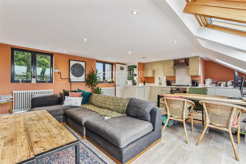 Main image of property: Albion Road, Stoke Newington, N16