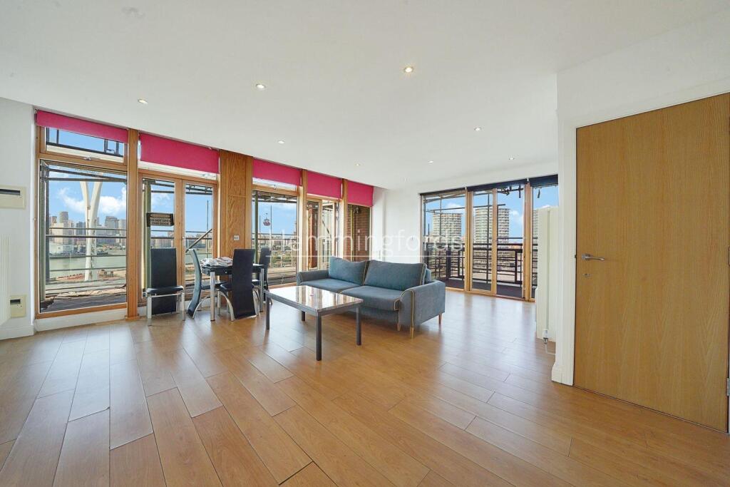 Main image of property: Western Beach Apartments, Royal Docks, E16