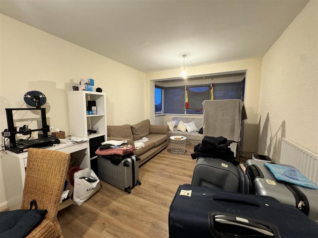 Main image of property: Mimosa, Avenue Road, N15