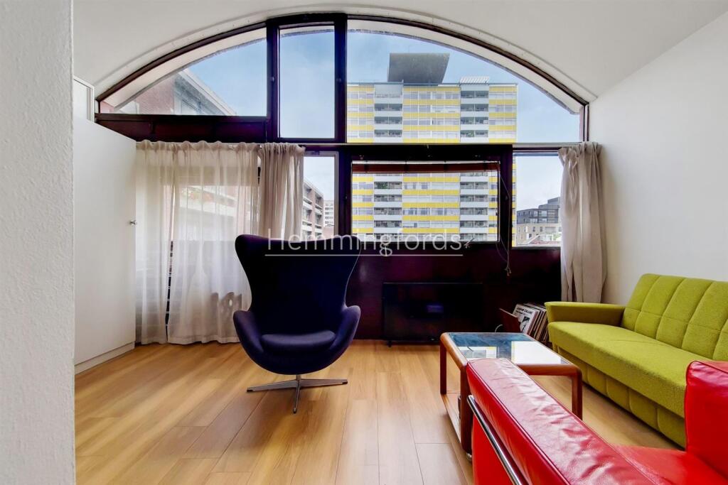 Main image of property: Crescent House, Barbican, EC1Y