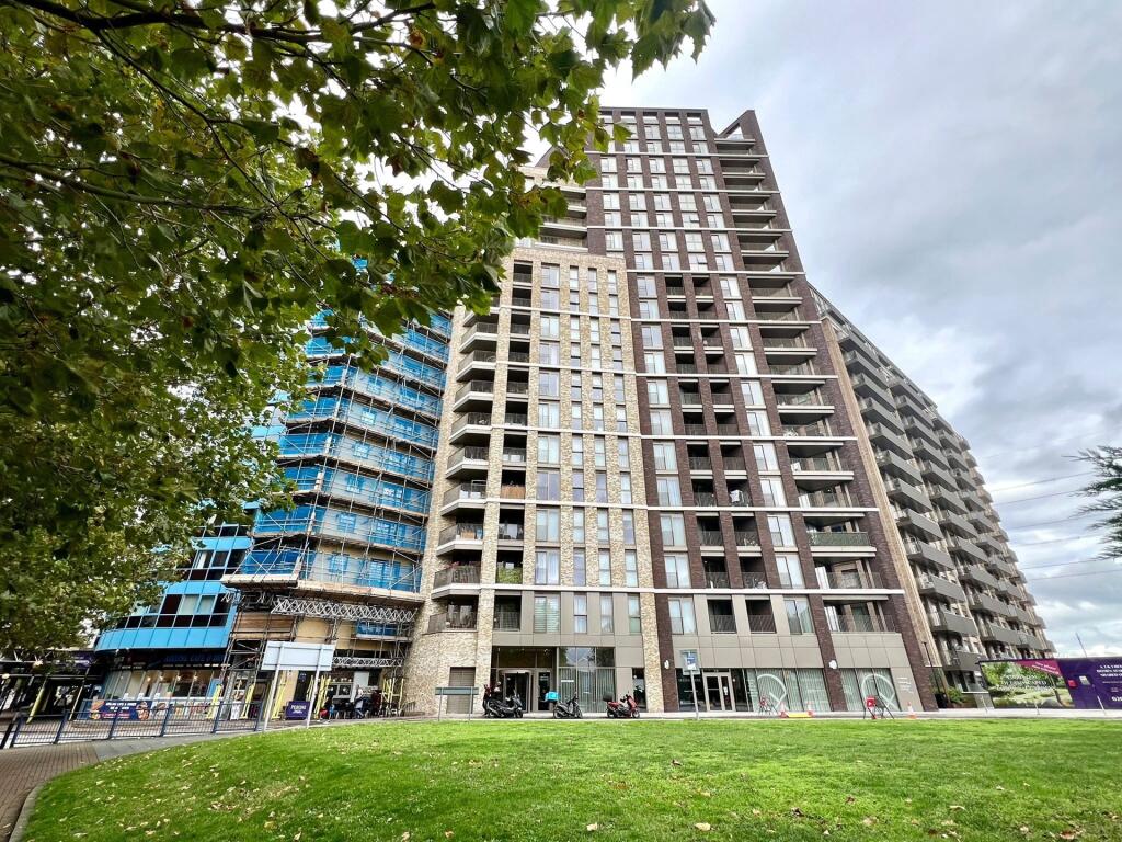 Main image of property: Royal Docks West, Western Gateway, Royal Docks, E16