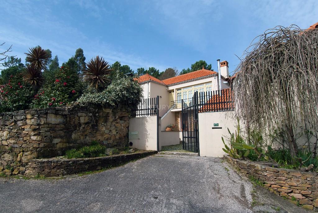 3 bedroom detached villa for sale in Tábua, Beira Litoral, Portugal