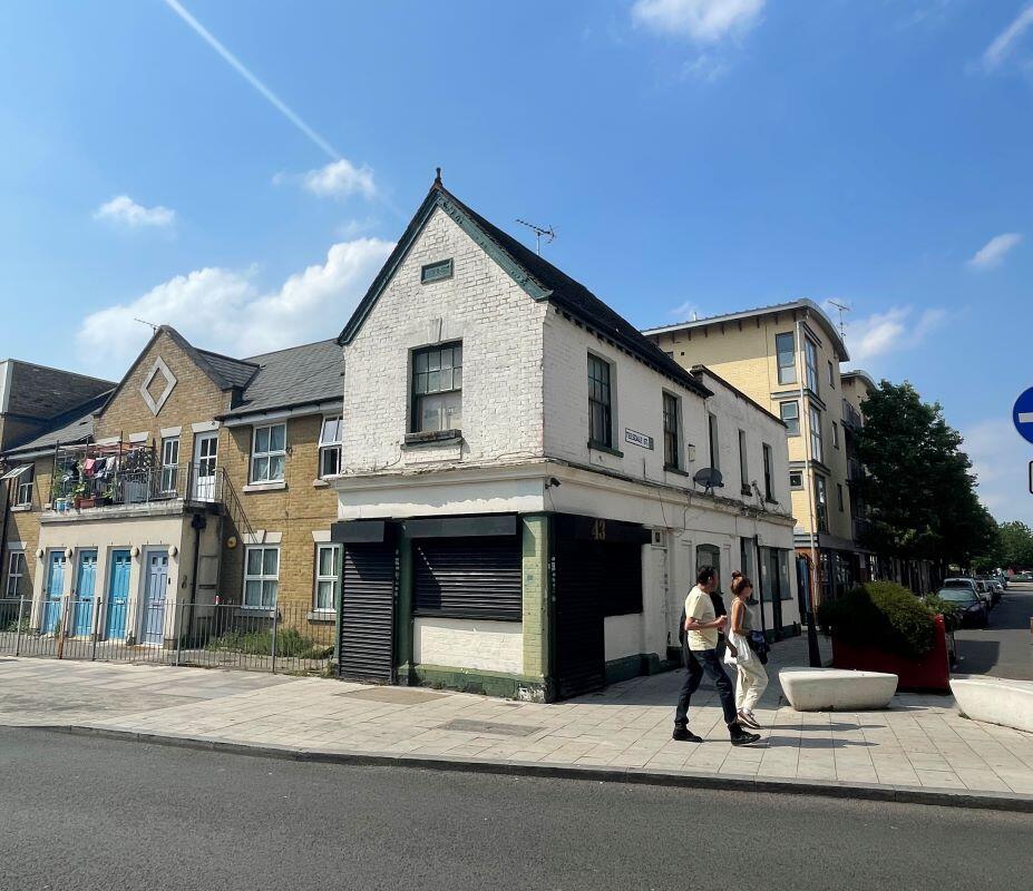 Main image of property: 43 Old Bethnal Green Road, Bethnal Green, London, E2 6PR