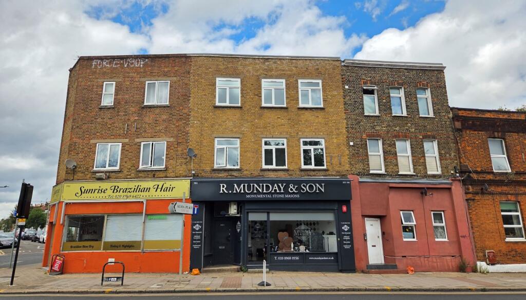 Main image of property: 984 Harrow Road, Kensal Green, London, NW10 5JS