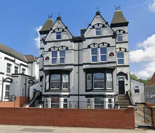 Main image of property: 214-216 Marton Road, Middlesbrough, Middlesbrough, TS4 2ET