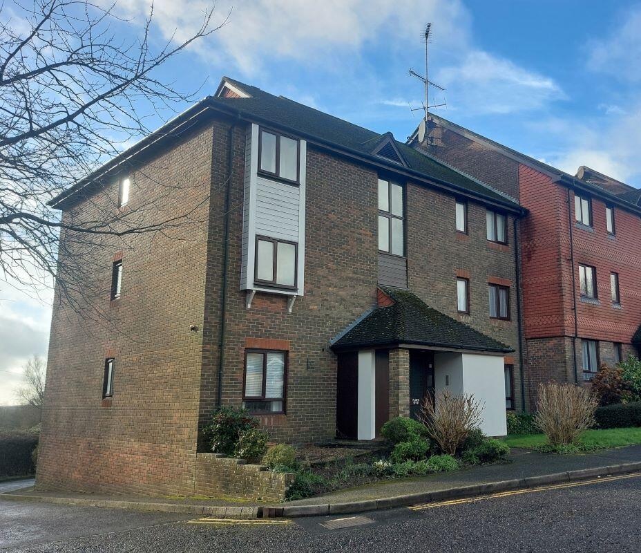 Main image of property: 15 Abbey Way, Battle, East Sussex, TN33 0XD